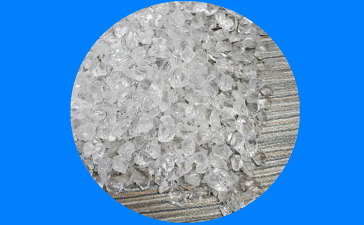 Fused quartz sand